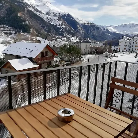 Apartamento Familiar Con Vistas Y Garage La Portiecha