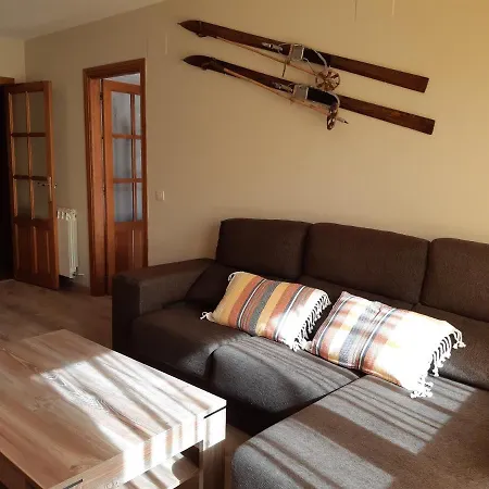 Apartamento Familiar Con Vistas Y Garage La Portiecha Apartment Sallent De Gallego