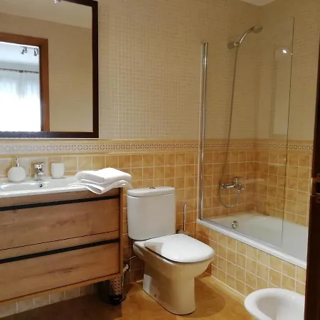 شقة Apartamento Familiar Con Vistas Y Garage La Portiecha *