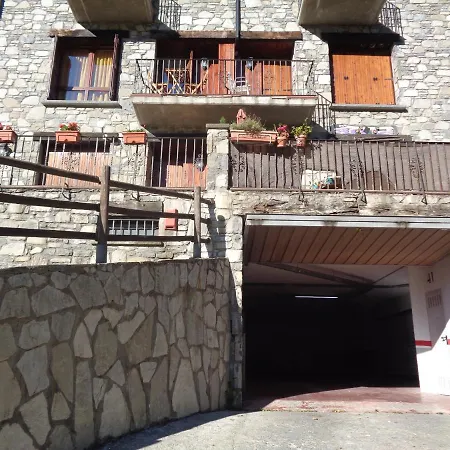 Apartamento Familiar Con Vistas Y Garage La Portiecha Apartment Sallent De Gallego