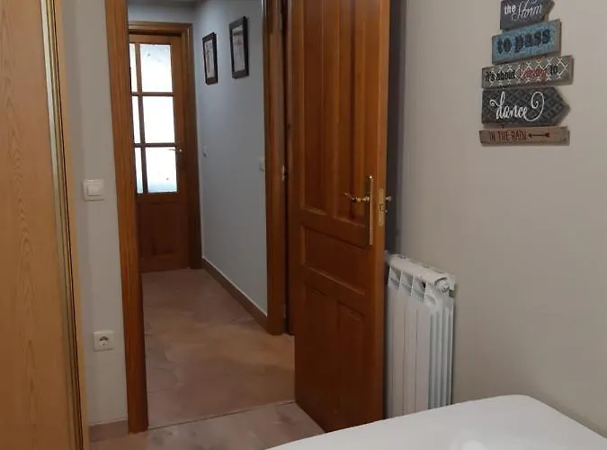 Apartment Apartamento Familiar Con Vistas Y Garage La Portiecha